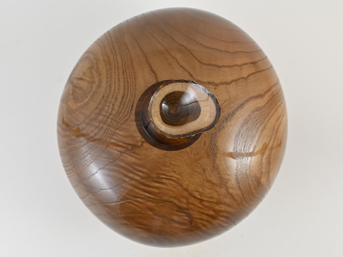 Handmade Chinese Cork Wood Urn ( 250 c.i)