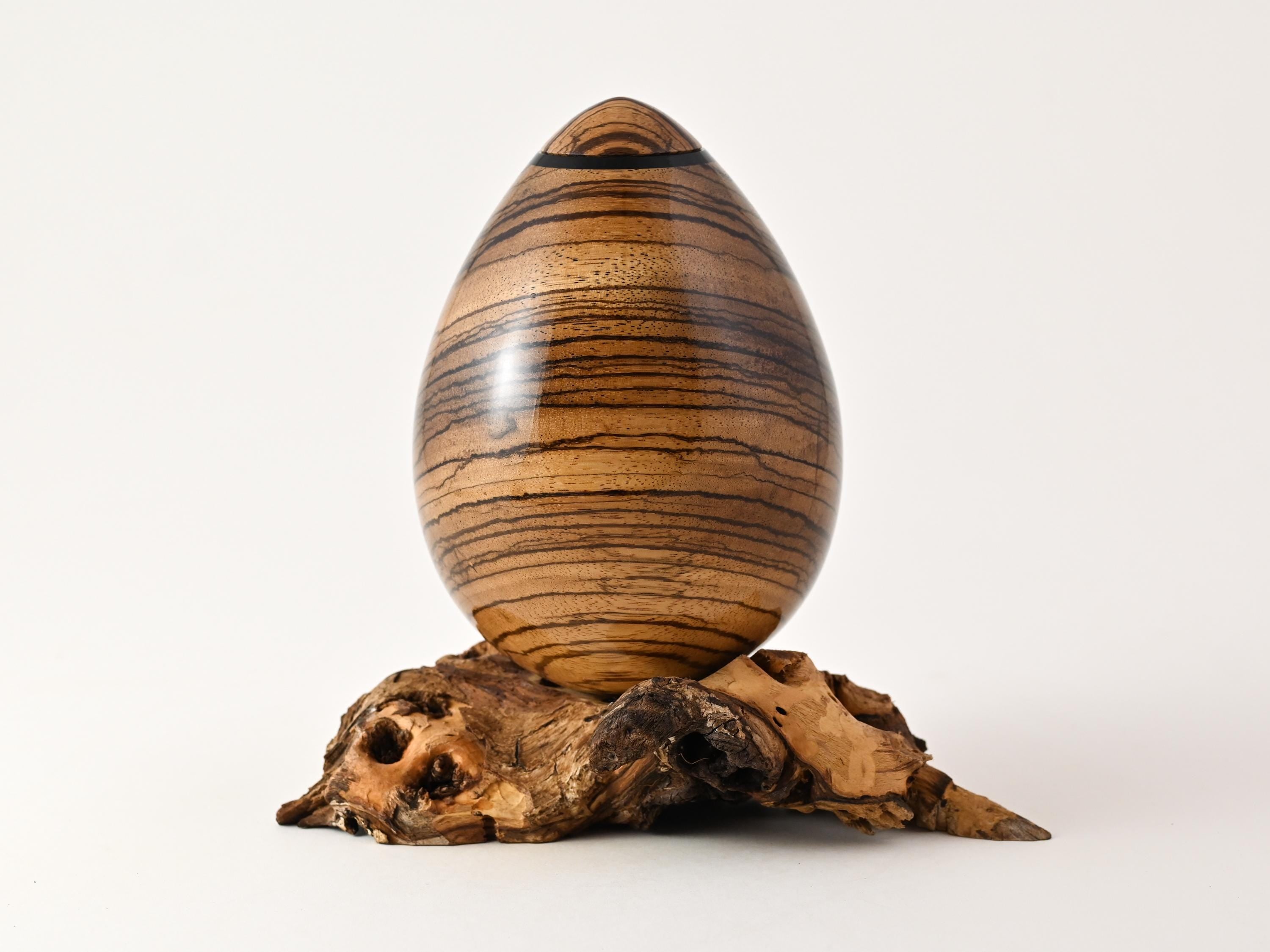 Handmade Zebra Wood Urn, Mangrove root (70 c.i.)