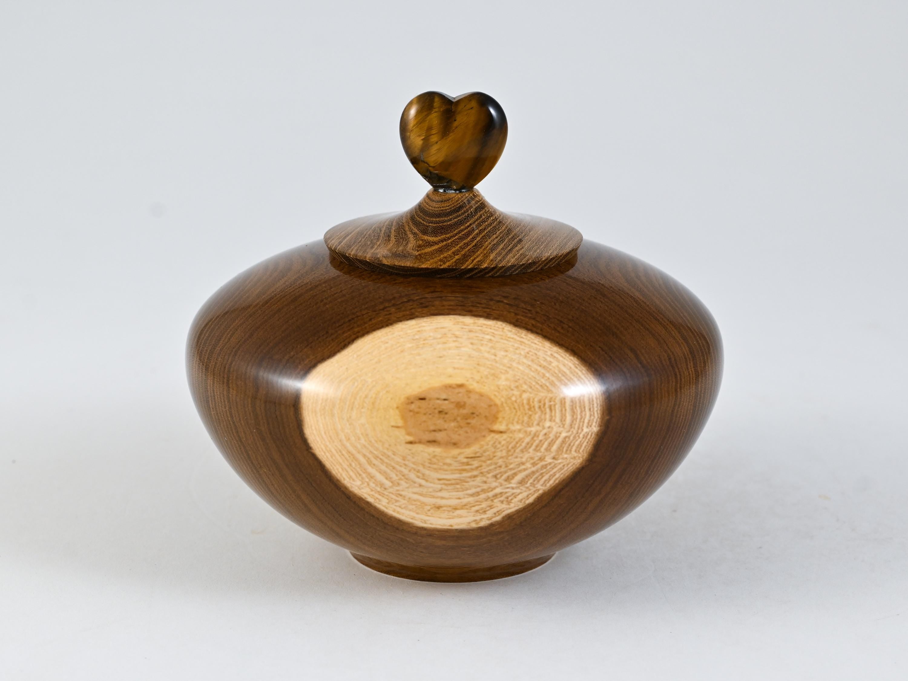 Handmade Laburnum Keepsake Wood Urn (20 c.i.)