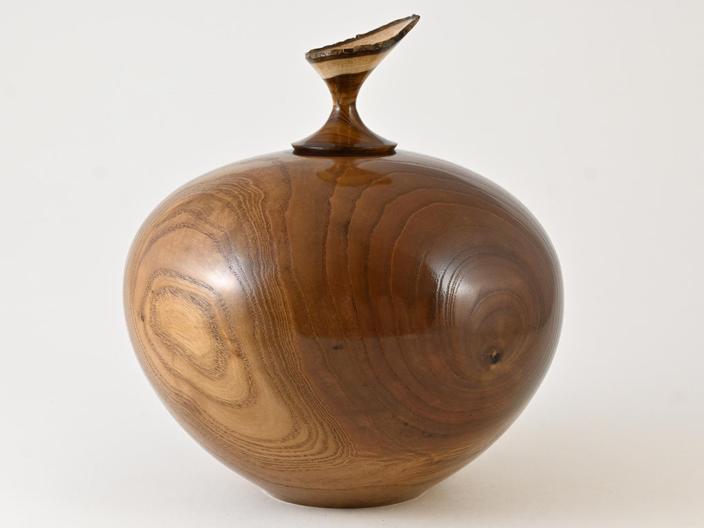 Handmade Chinese Cork Wood Urn ( 250 c.i)
