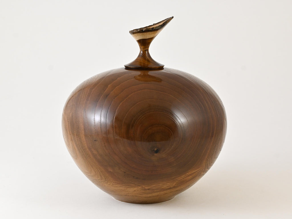 Handmade Chinese Cork Wood Urn ( 250 c.i)