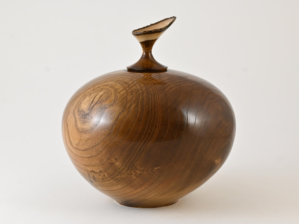 Handmade Chinese Cork Wood Urn ( 250 c.i)