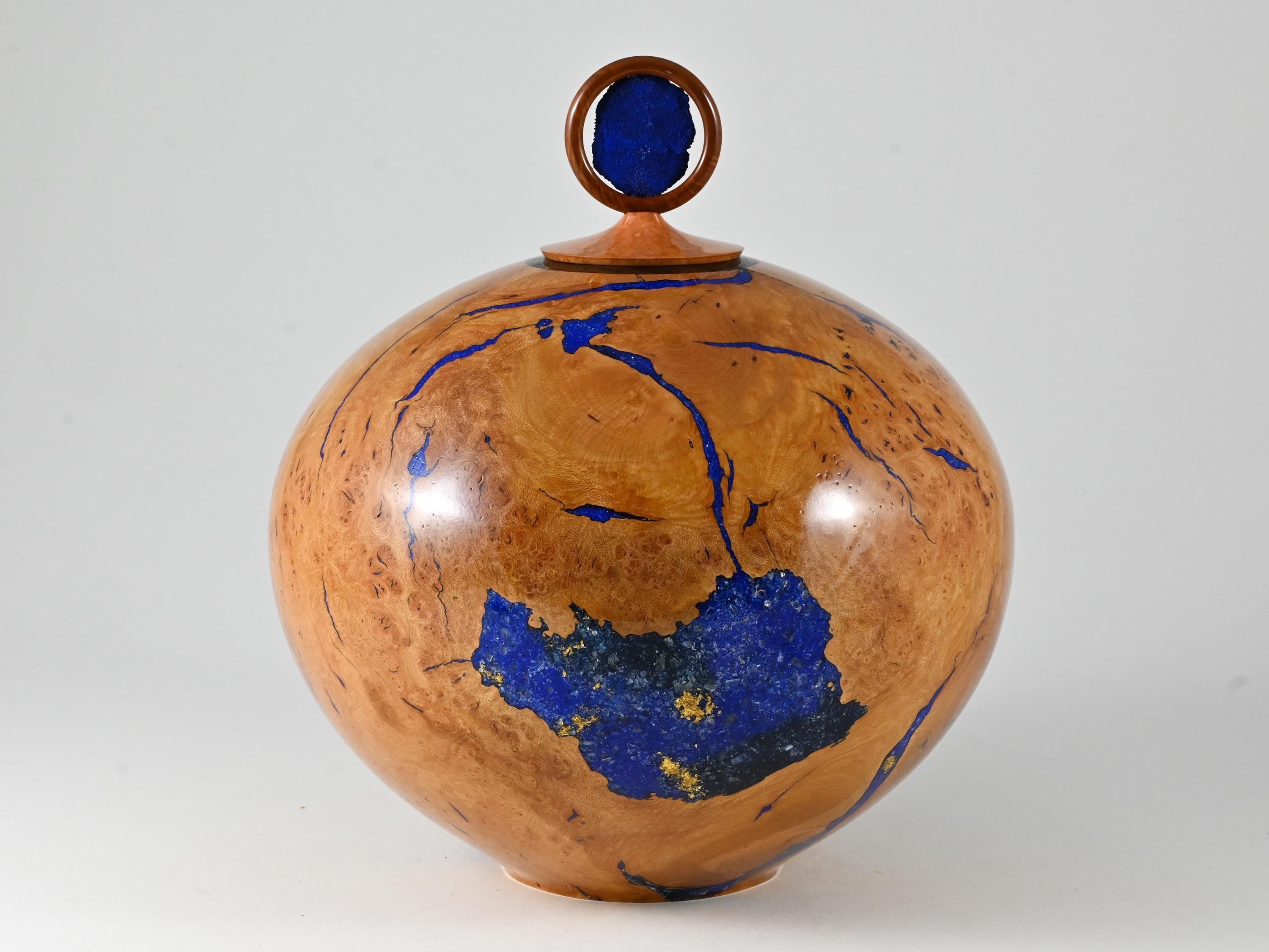 XL Handmade Briar Burl Wood Urn: Blue Mineral & gold Inlay, Azurite lid (330 c.i.)