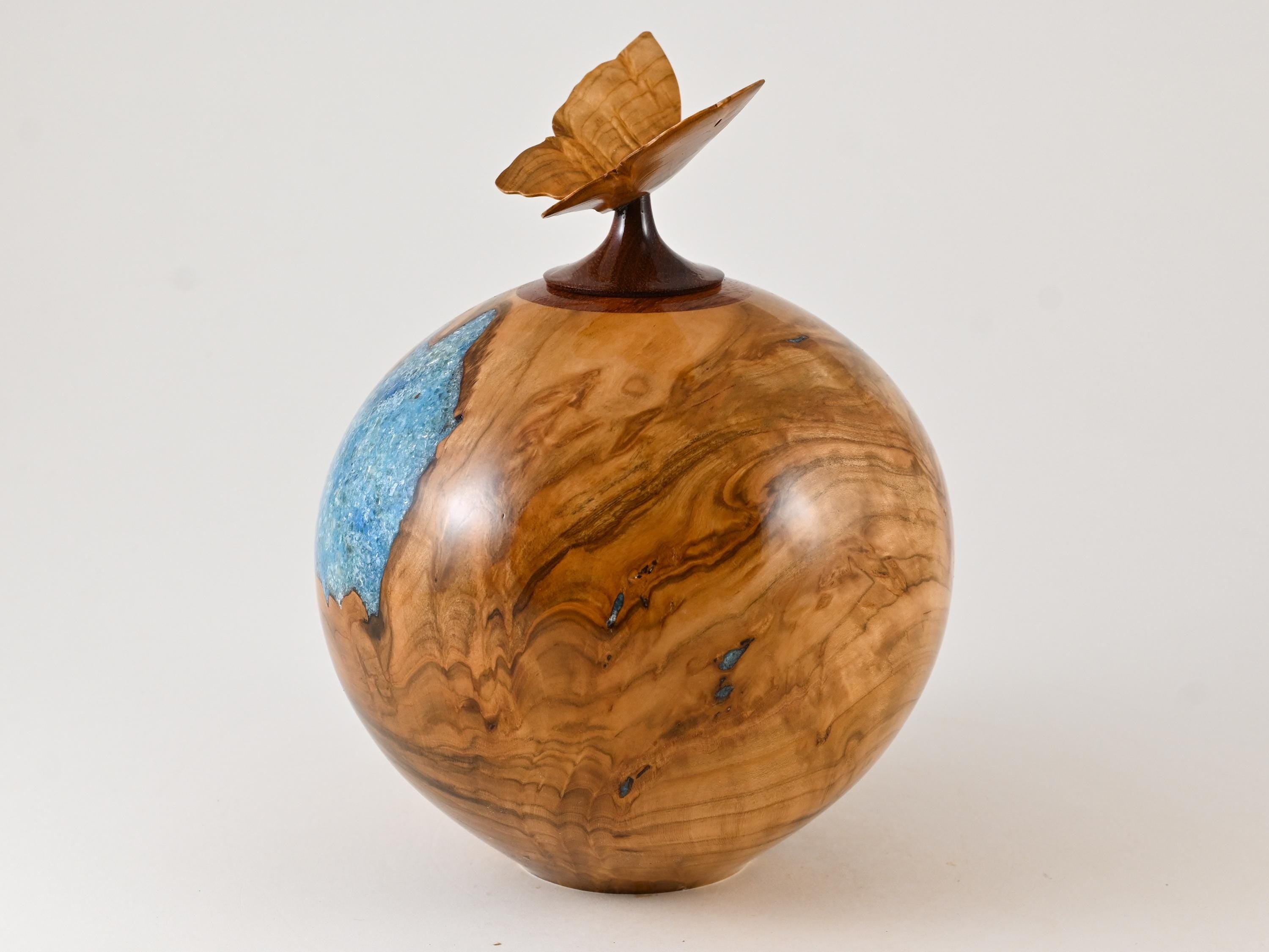 Handmade wooden urn made of Cherry burl with a butterfly (175 c.i.)
